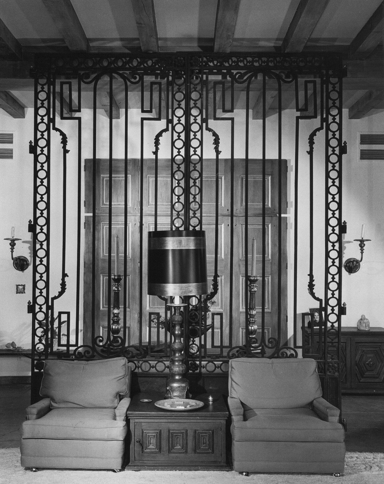 1965 Tucson home photos: Spanish themes throughout